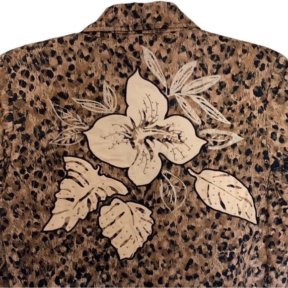 Multiples Leopard print jacket with beautiful appliqué on the back - Picture 1 of 6
